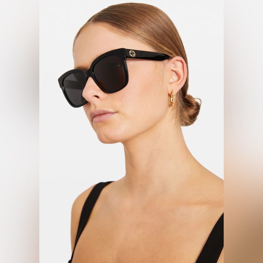 💯 - New Authentic Gucci Grey Square Ladies Sunglasses GG0034SN 001 55